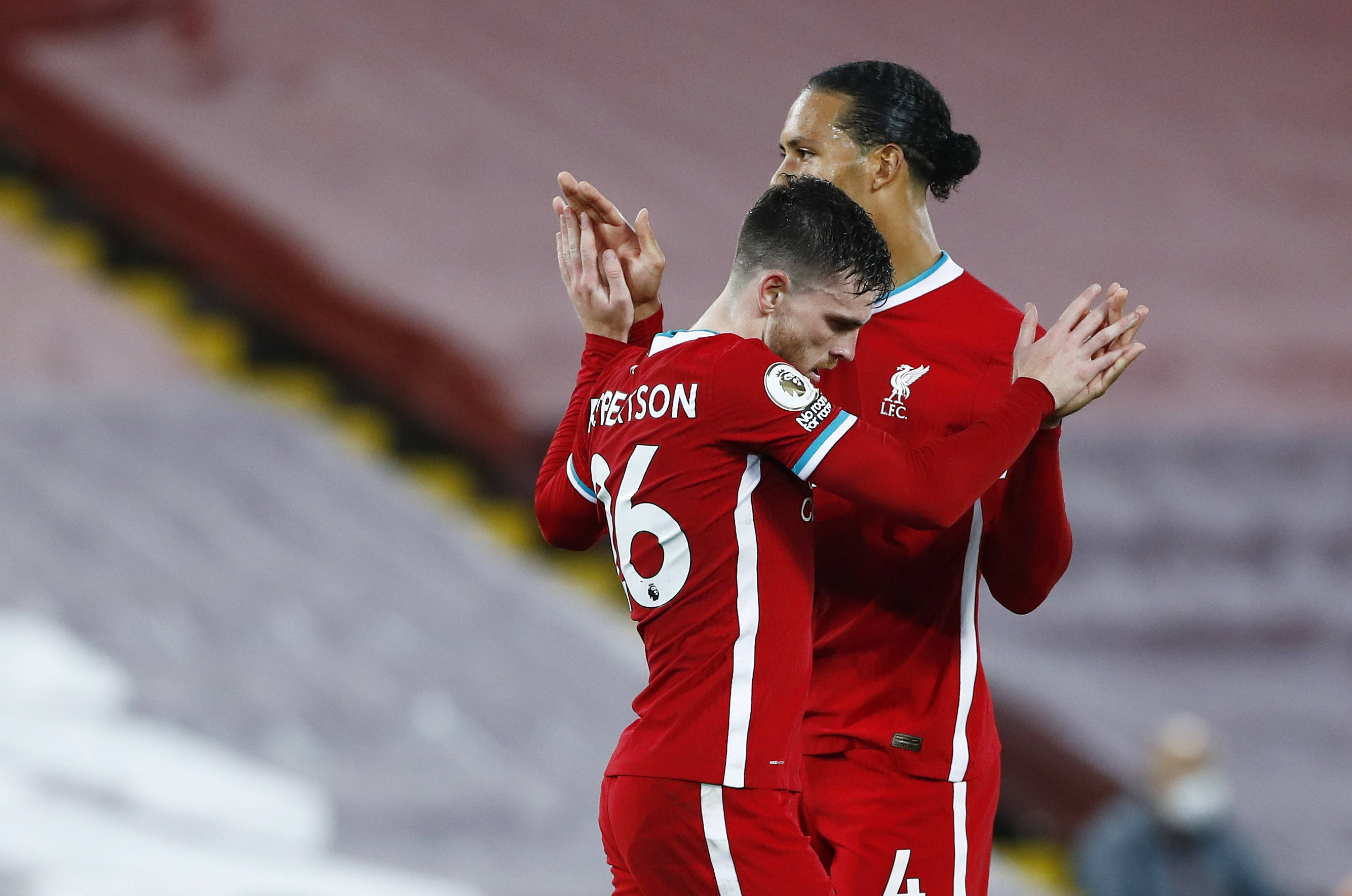 在面对黄蜂 在面对黄蜂